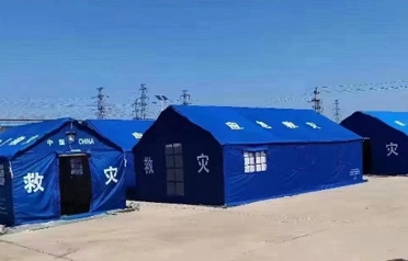Tangshan Pengcheng Outdoor ya shiga tsakani sosai a cikin daidaitattun hanyoyin tafiyar da al'amuran bala'i, gina ingantaccen layin tsaro don samar da kayan gaggawa.